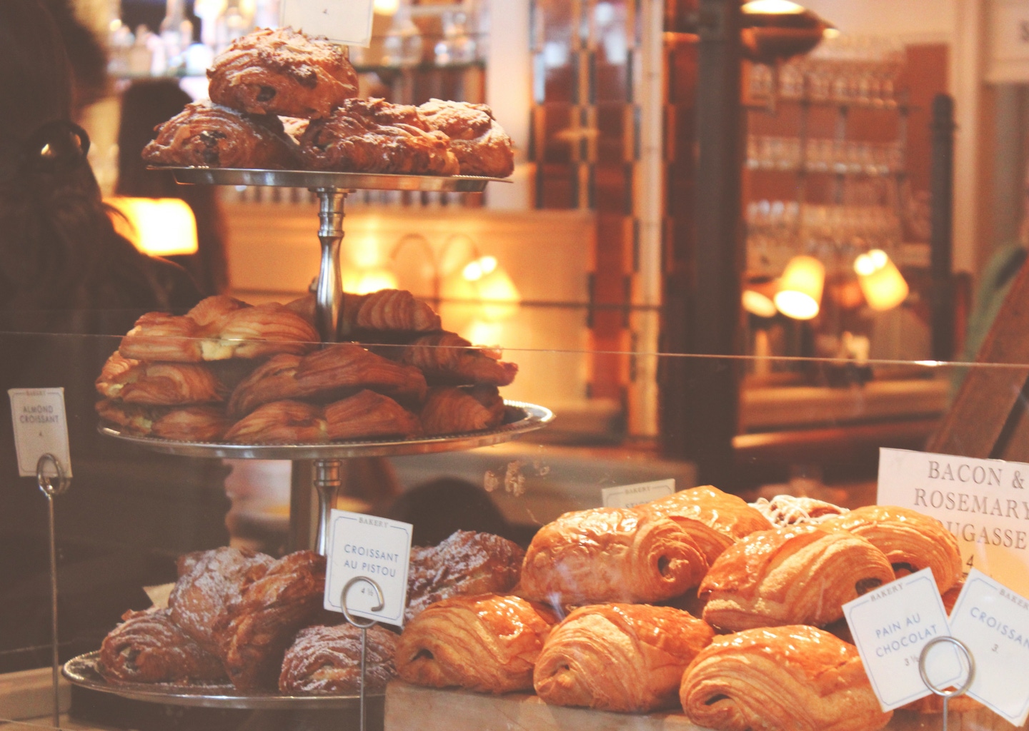 FB Solution, l'expert de la cuisson de pains, viennoiseries et pâtisseries